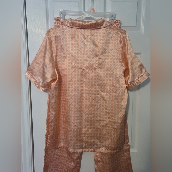 Vanity Fair Orange Pajama Set Size Medium - Picture 7 of 13